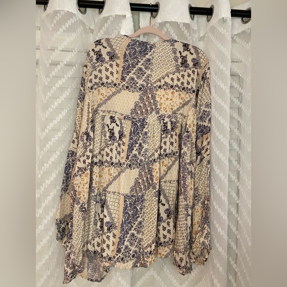 NWT Angie boho mixed print and crochet top - Picture 3 of 6